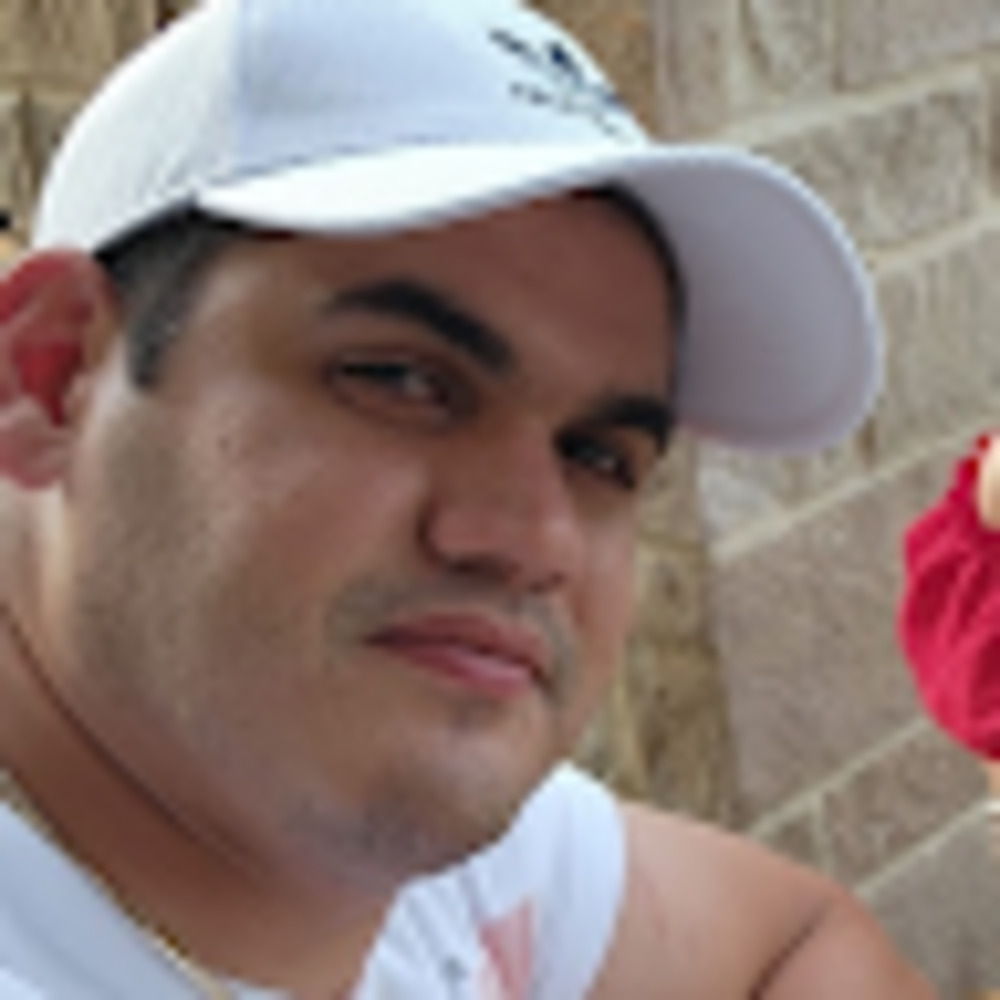 Meet your Posher, Ernesto